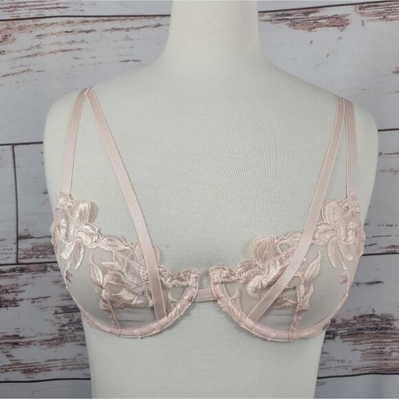 Bluebella Bra Light Pink Strappy Size 32B - Picture 1 of 11